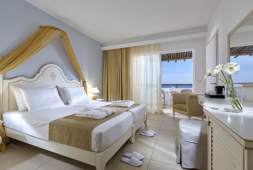 COMFORT ROOMS